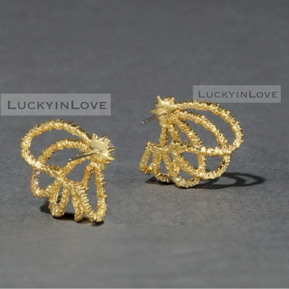 ALEXIS BITTAR Gold Crystal Lace Orbiting Thorny
Sculpted Essential Post Earrings - Picture 3 of 16